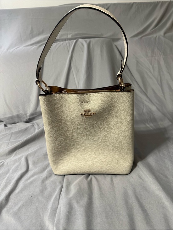 Coach Handbags - COACH HANDBAG
